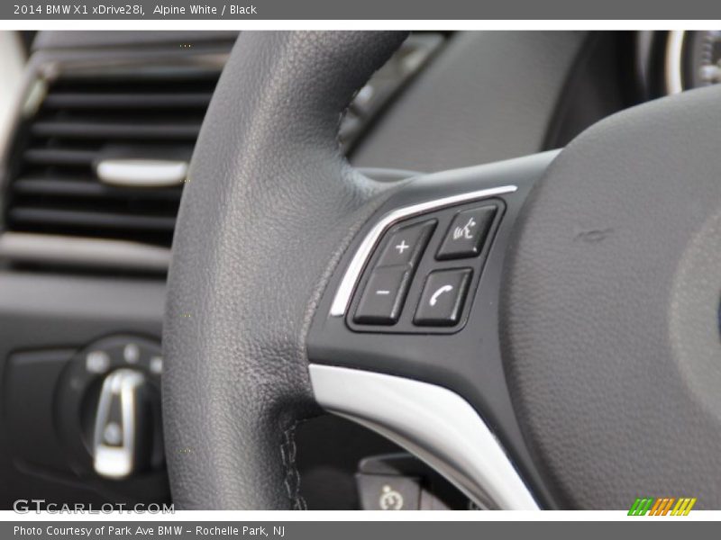 Alpine White / Black 2014 BMW X1 xDrive28i