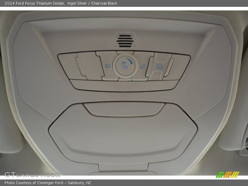 Ingot Silver / Charcoal Black 2014 Ford Focus Titanium Sedan