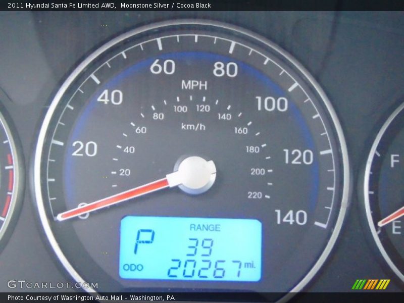 Moonstone Silver / Cocoa Black 2011 Hyundai Santa Fe Limited AWD