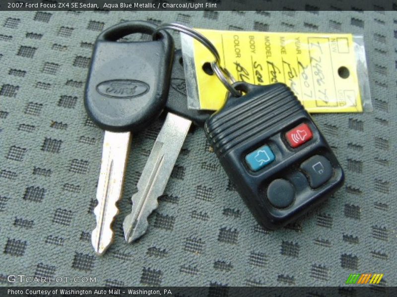 Aqua Blue Metallic / Charcoal/Light Flint 2007 Ford Focus ZX4 SE Sedan