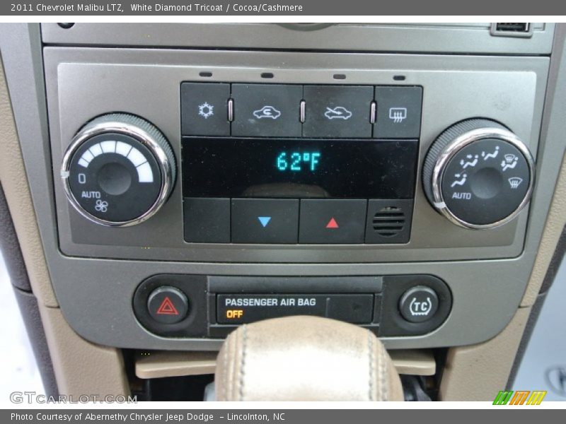 White Diamond Tricoat / Cocoa/Cashmere 2011 Chevrolet Malibu LTZ