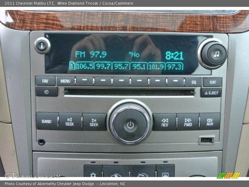 White Diamond Tricoat / Cocoa/Cashmere 2011 Chevrolet Malibu LTZ