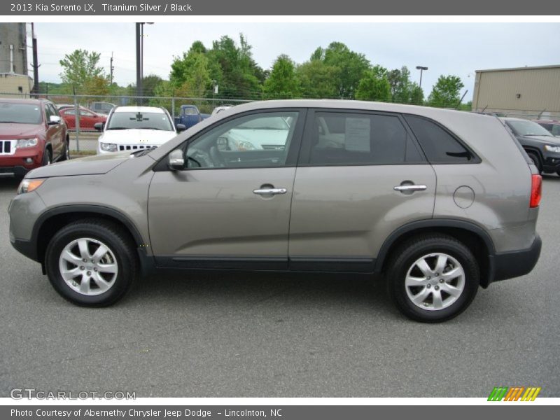 Titanium Silver / Black 2013 Kia Sorento LX