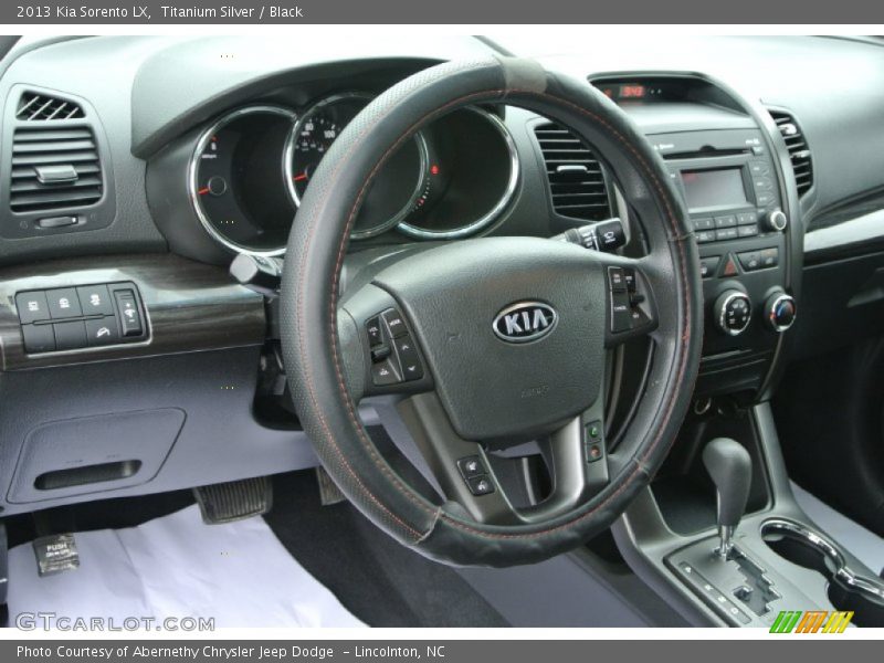 Titanium Silver / Black 2013 Kia Sorento LX