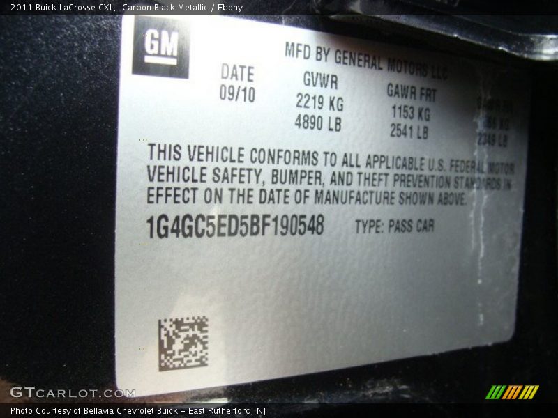 Carbon Black Metallic / Ebony 2011 Buick LaCrosse CXL