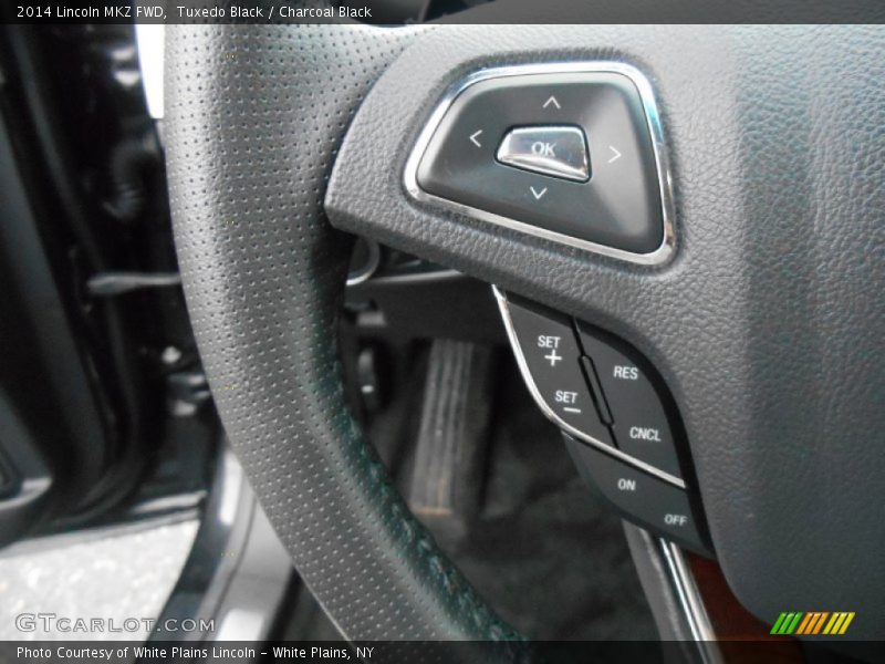 Controls of 2014 MKZ FWD