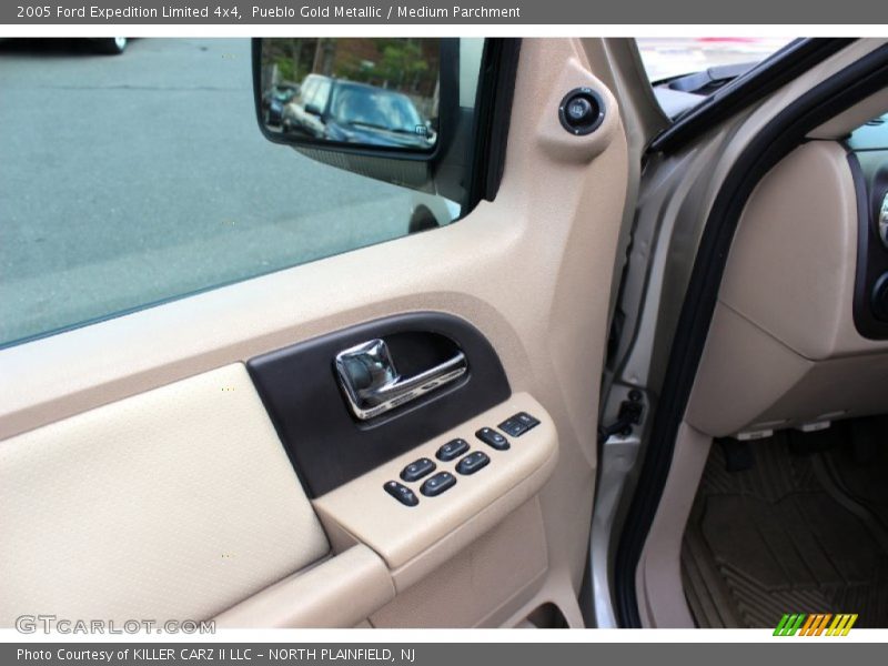 Pueblo Gold Metallic / Medium Parchment 2005 Ford Expedition Limited 4x4