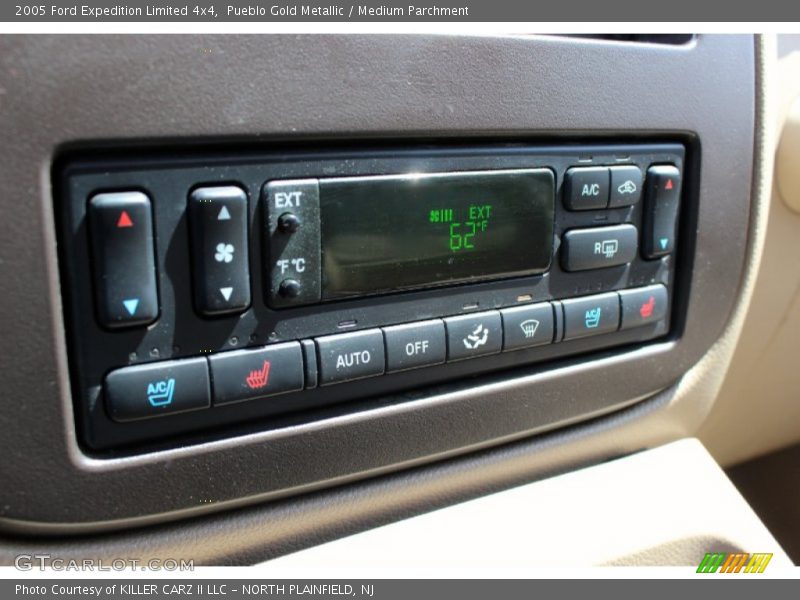 Pueblo Gold Metallic / Medium Parchment 2005 Ford Expedition Limited 4x4