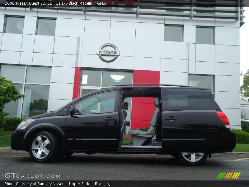 Galaxy Black Metallic / Gray 2006 Nissan Quest 3.5 SL