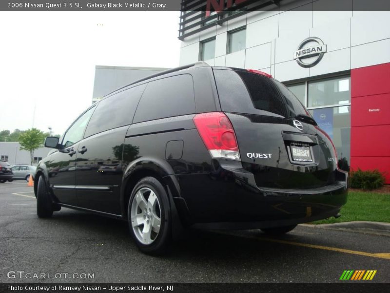 Galaxy Black Metallic / Gray 2006 Nissan Quest 3.5 SL