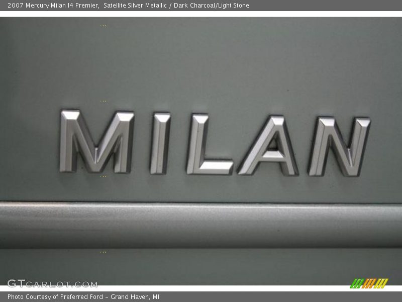 Satellite Silver Metallic / Dark Charcoal/Light Stone 2007 Mercury Milan I4 Premier