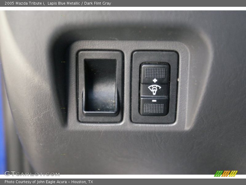 Lapis Blue Metallic / Dark Flint Gray 2005 Mazda Tribute i