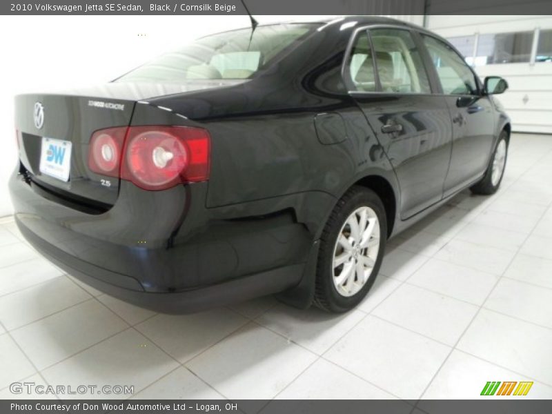 Black / Cornsilk Beige 2010 Volkswagen Jetta SE Sedan