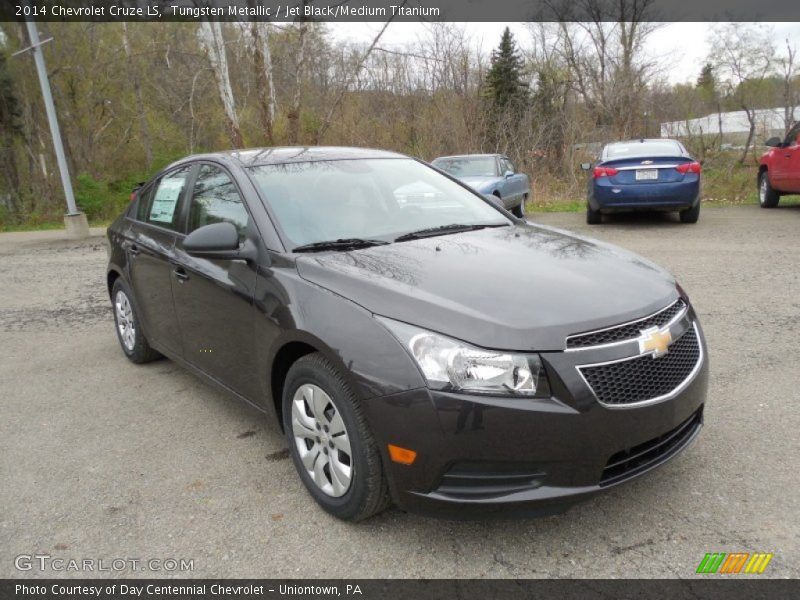 Tungsten Metallic / Jet Black/Medium Titanium 2014 Chevrolet Cruze LS