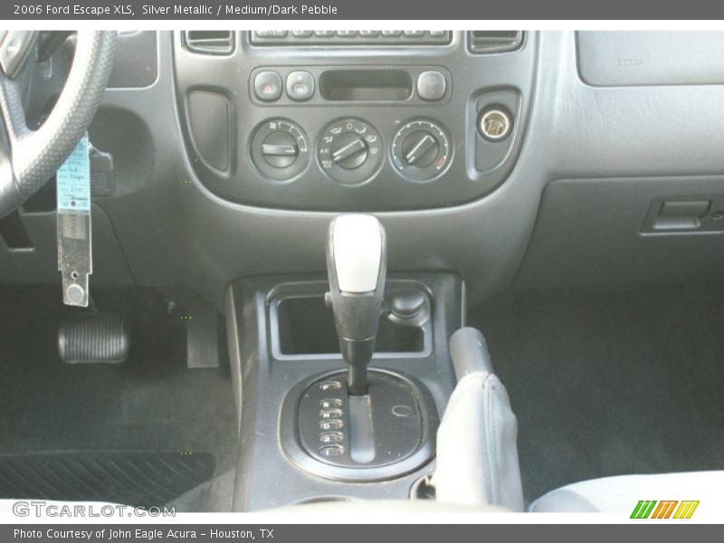 Silver Metallic / Medium/Dark Pebble 2006 Ford Escape XLS