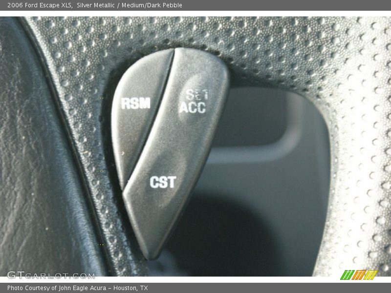 Silver Metallic / Medium/Dark Pebble 2006 Ford Escape XLS