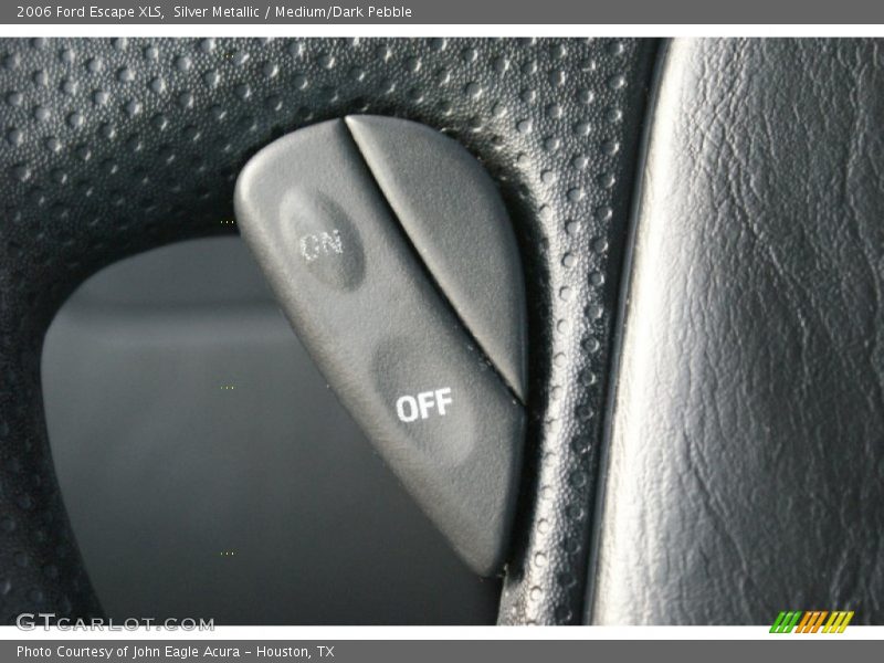 Silver Metallic / Medium/Dark Pebble 2006 Ford Escape XLS