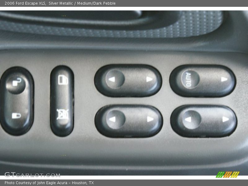 Silver Metallic / Medium/Dark Pebble 2006 Ford Escape XLS