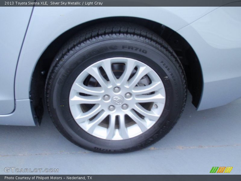 Silver Sky Metallic / Light Gray 2013 Toyota Sienna XLE
