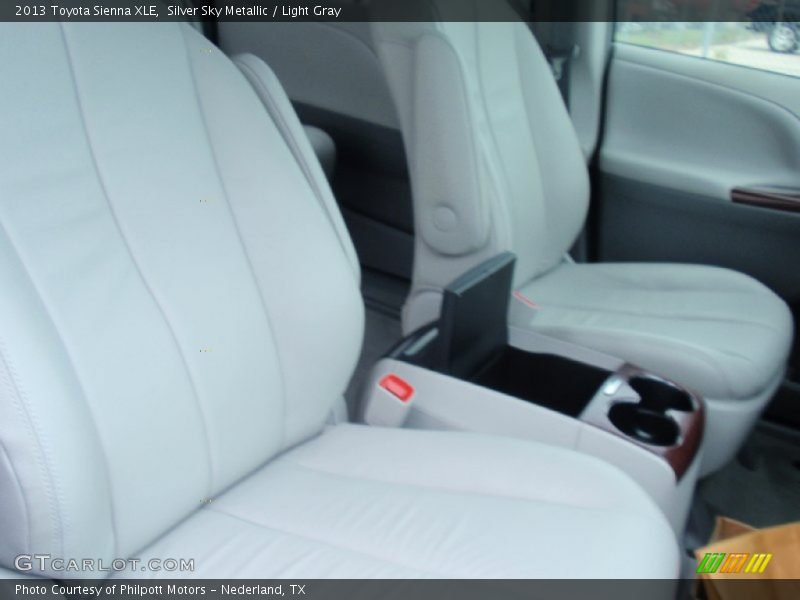 Silver Sky Metallic / Light Gray 2013 Toyota Sienna XLE