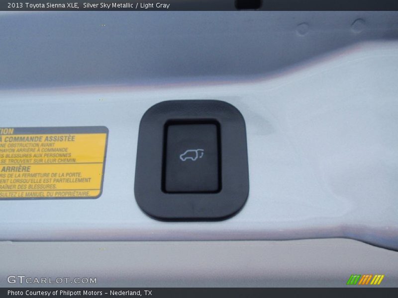 Silver Sky Metallic / Light Gray 2013 Toyota Sienna XLE