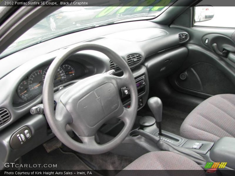 Black / Graphite 2002 Pontiac Sunfire SE Coupe
