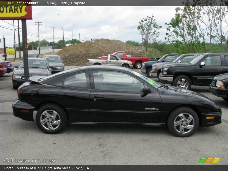 Black / Graphite 2002 Pontiac Sunfire SE Coupe