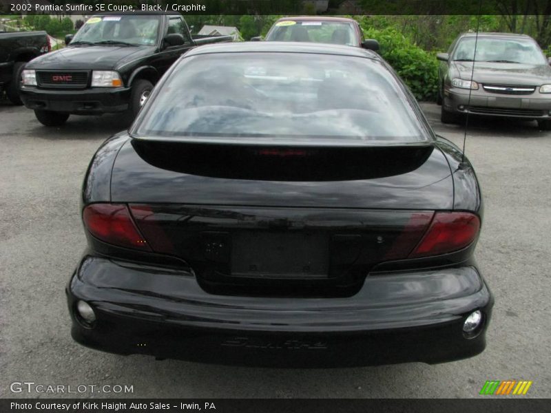 Black / Graphite 2002 Pontiac Sunfire SE Coupe