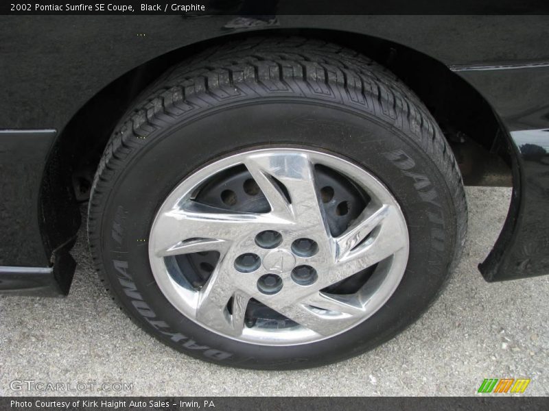 Black / Graphite 2002 Pontiac Sunfire SE Coupe
