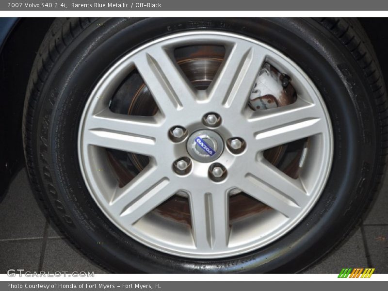 Barents Blue Metallic / Off-Black 2007 Volvo S40 2.4i