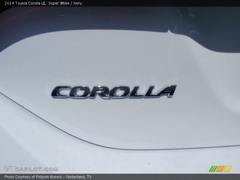 Super White / Ivory 2014 Toyota Corolla LE