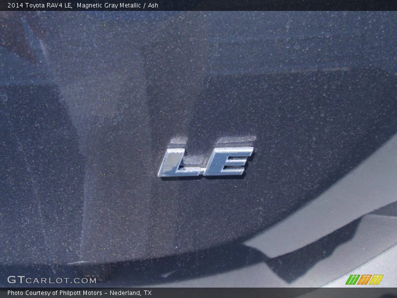 Magnetic Gray Metallic / Ash 2014 Toyota RAV4 LE