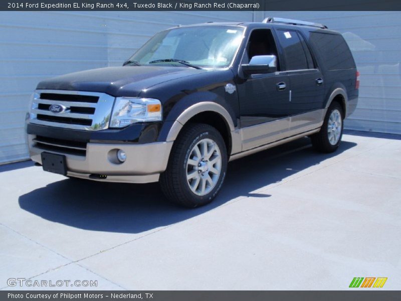 Front 3/4 View of 2014 Expedition EL King Ranch 4x4