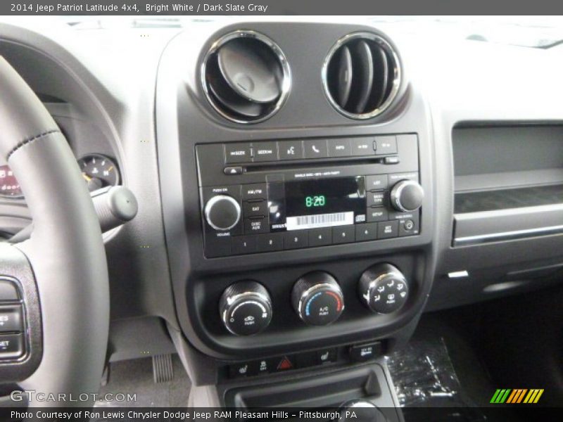 Bright White / Dark Slate Gray 2014 Jeep Patriot Latitude 4x4