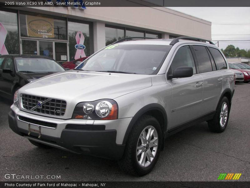 Silver Metallic / Graphite 2005 Volvo XC90 V8 AWD
