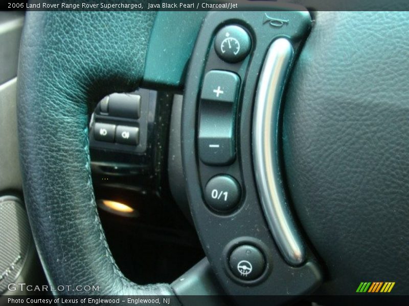 Controls of 2006 Range Rover Supercharged
