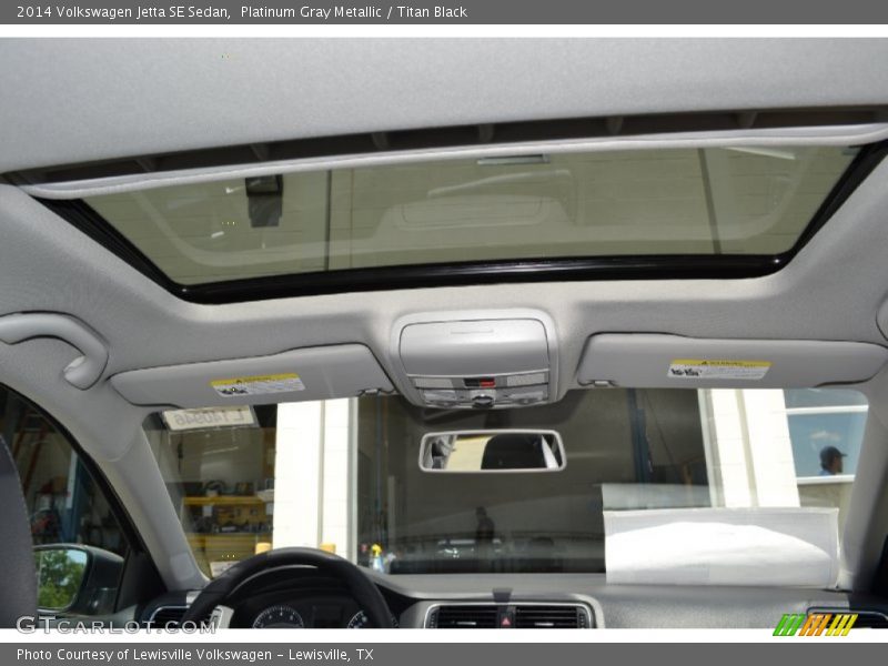 Platinum Gray Metallic / Titan Black 2014 Volkswagen Jetta SE Sedan