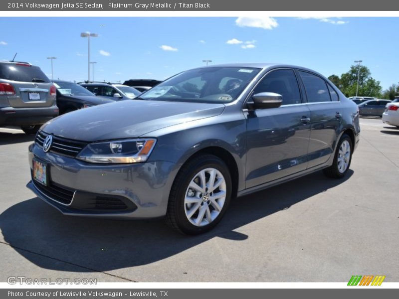 Platinum Gray Metallic / Titan Black 2014 Volkswagen Jetta SE Sedan