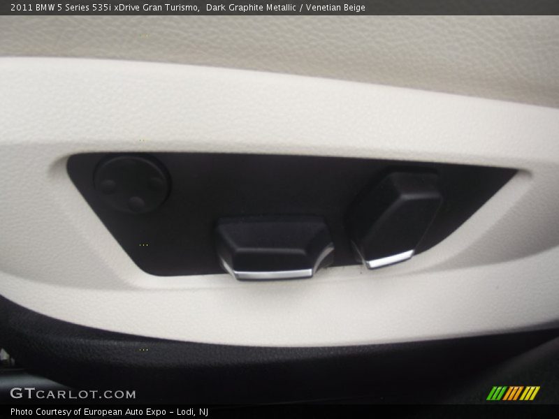 Dark Graphite Metallic / Venetian Beige 2011 BMW 5 Series 535i xDrive Gran Turismo