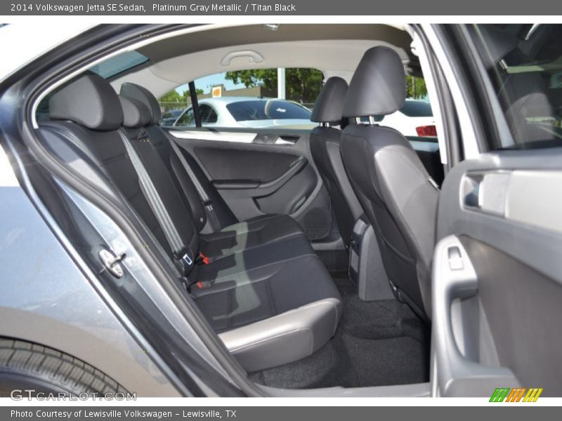 Platinum Gray Metallic / Titan Black 2014 Volkswagen Jetta SE Sedan