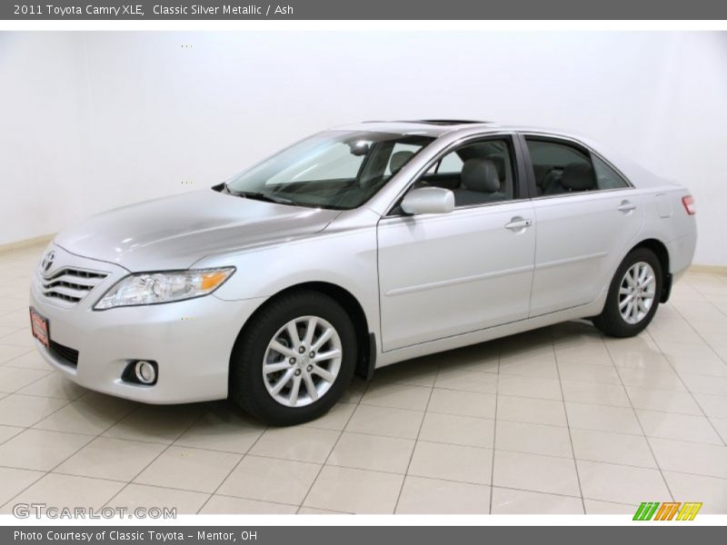 Classic Silver Metallic / Ash 2011 Toyota Camry XLE