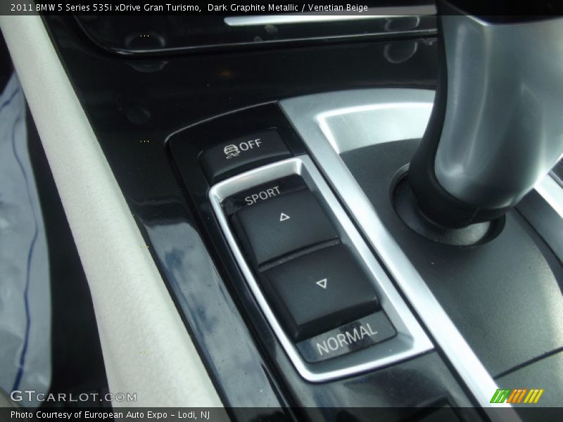 Dark Graphite Metallic / Venetian Beige 2011 BMW 5 Series 535i xDrive Gran Turismo