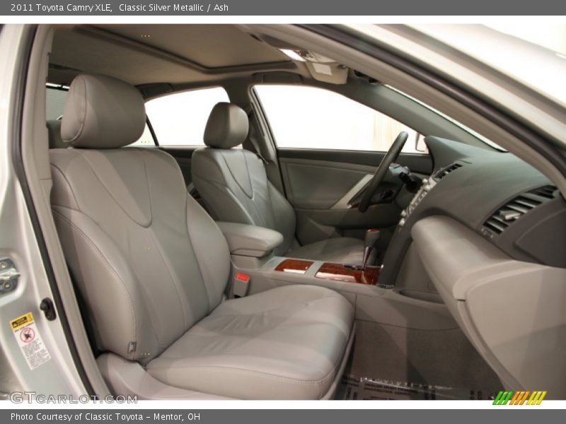 Classic Silver Metallic / Ash 2011 Toyota Camry XLE