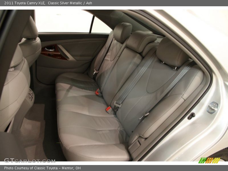 Classic Silver Metallic / Ash 2011 Toyota Camry XLE