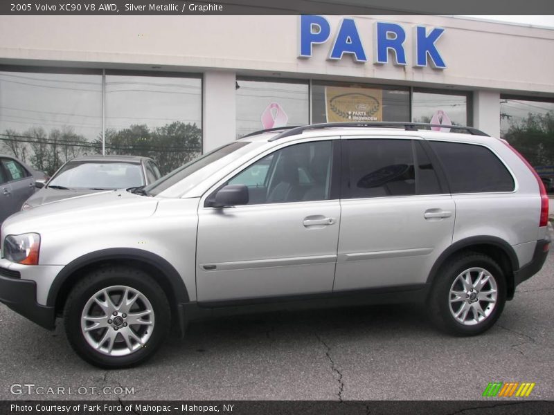 Silver Metallic / Graphite 2005 Volvo XC90 V8 AWD