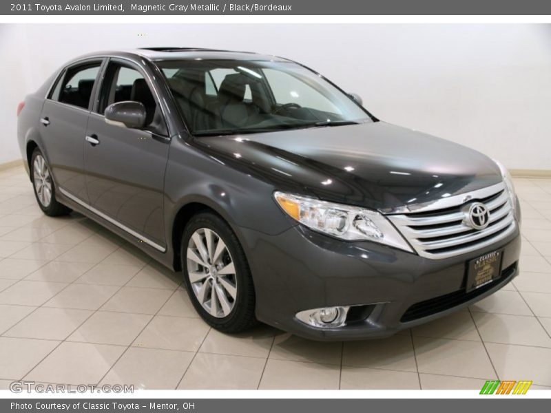 Magnetic Gray Metallic / Black/Bordeaux 2011 Toyota Avalon Limited