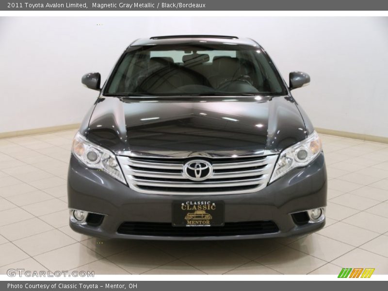 Magnetic Gray Metallic / Black/Bordeaux 2011 Toyota Avalon Limited