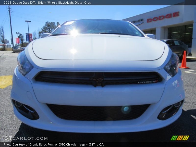 Bright White / Black/Light Diesel Gray 2013 Dodge Dart SXT