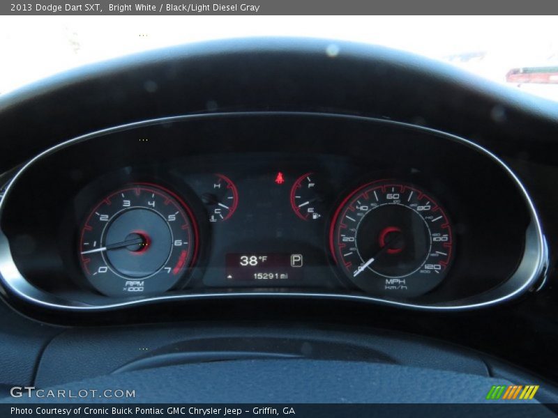 Bright White / Black/Light Diesel Gray 2013 Dodge Dart SXT