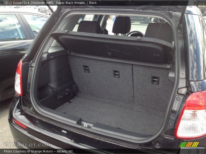  2013 SX4 Crossover AWD Trunk